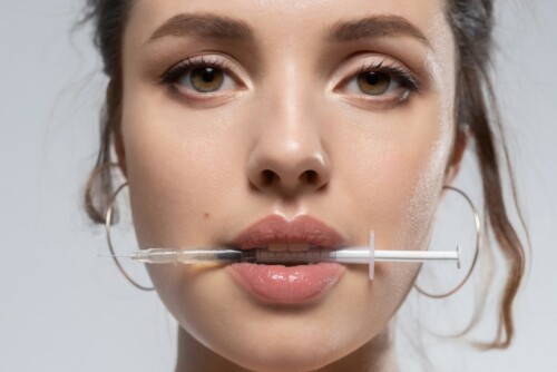 Injections d’acide hyaluronique : quelles sont les zones du visage les plus sûres ?